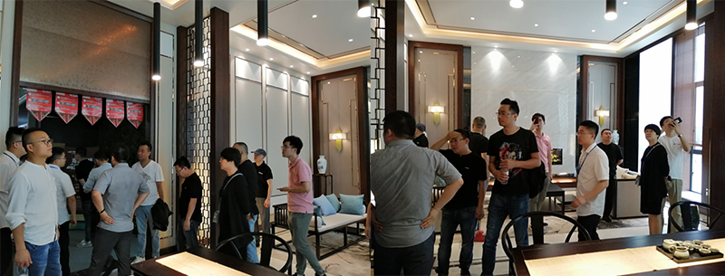 行業(yè)企業(yè)家參觀海創(chuàng).jpg 海創(chuàng)集成墻面.jpg